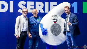 final6 f podio sfe07916 copia simone ferraro ph copia